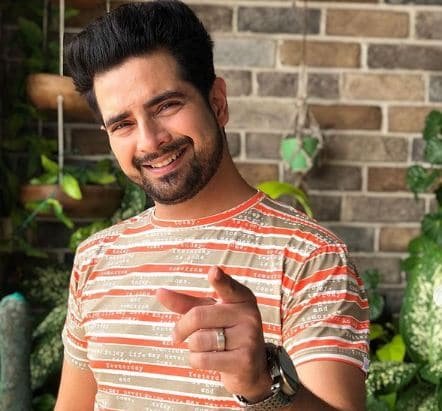 Karan Mehra Wiki, Height, Age, Girlfriend, Wife, Family, Biography